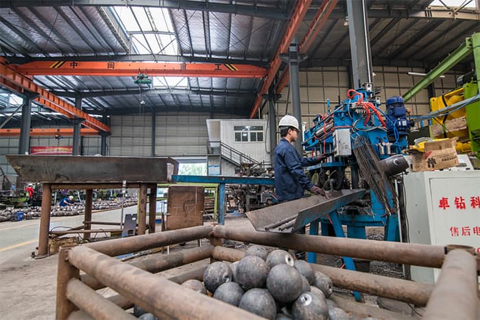 晋城螺栓球网架定制